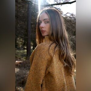 BÉBHÍNN Guillamene Jumper 100% merino wool Cropped sweater Mustard Yellow Small